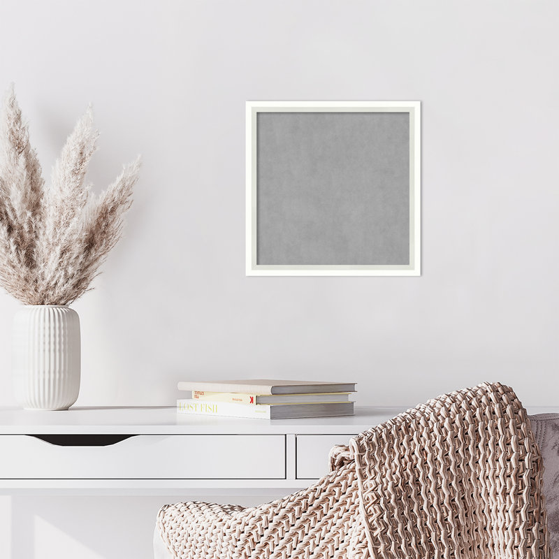 Tableau magnétique encadré blanc Lucie, H 13 po x l 13 po x P 2 po