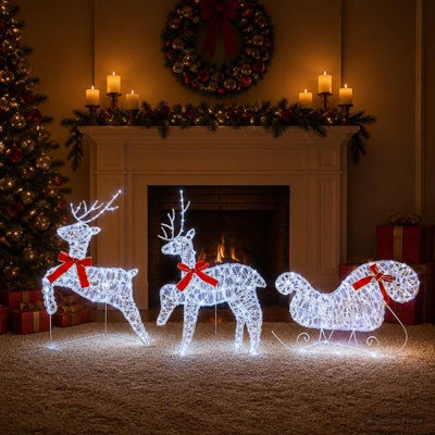 Christmas Reindeer with Sleigh