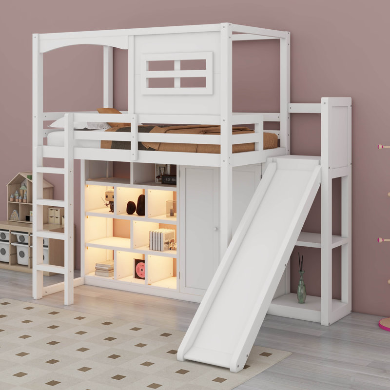 Lit mezzanine simple avec garde-robe, structure de lit mezzanine en bois massif avec glissoire, fenêtre, tablettes de rangement et lumières DEL