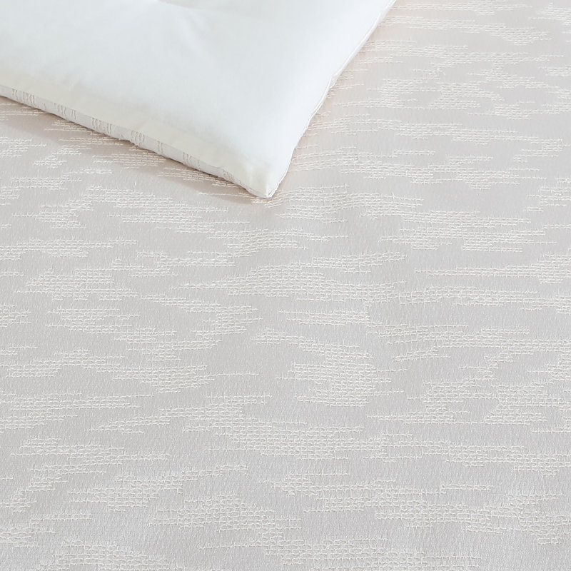 Ivory Queen Comforter Set with Abstract Stitching