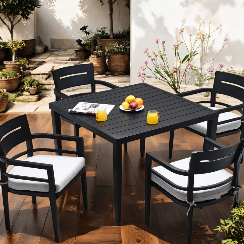 Table d'extérieur d'extérieur 40 po x 40 po en aluminium - noir Ember, élégant, avec trou de parasol noir