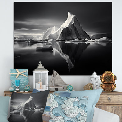 «Iceberg gris élégant de l'Arctique», reproduction sur toile