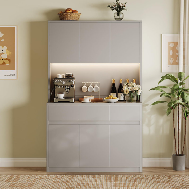 Garde-manger de 71 po de hauteur avec station de charge - Huche de rangement de cuisine blanche avec 6 portes, lumières DEL, 3 tiroirs et tablettes réglables pour la salle à manger, gris