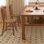 Ensemble de table de salle à manger rectangulaire simple en bois massif-110582320