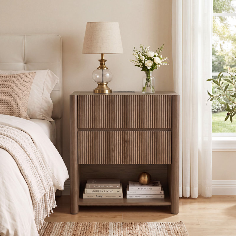 Table de chevet en bois à panneaux ondulés de 60 cm de large, avec 2 tiroirs et une tablette ouverte, station de recharge intégrée