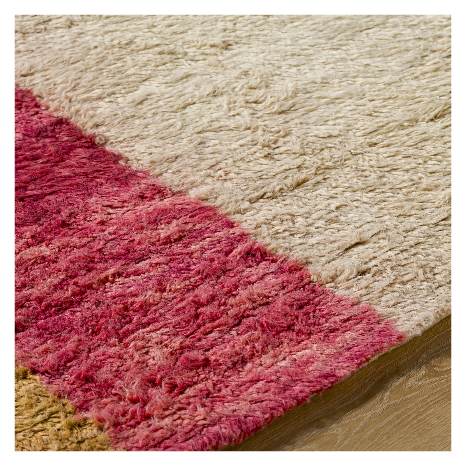 Tura Hand Tufted Wool Tan Rug, Rectangle 8' x 10'