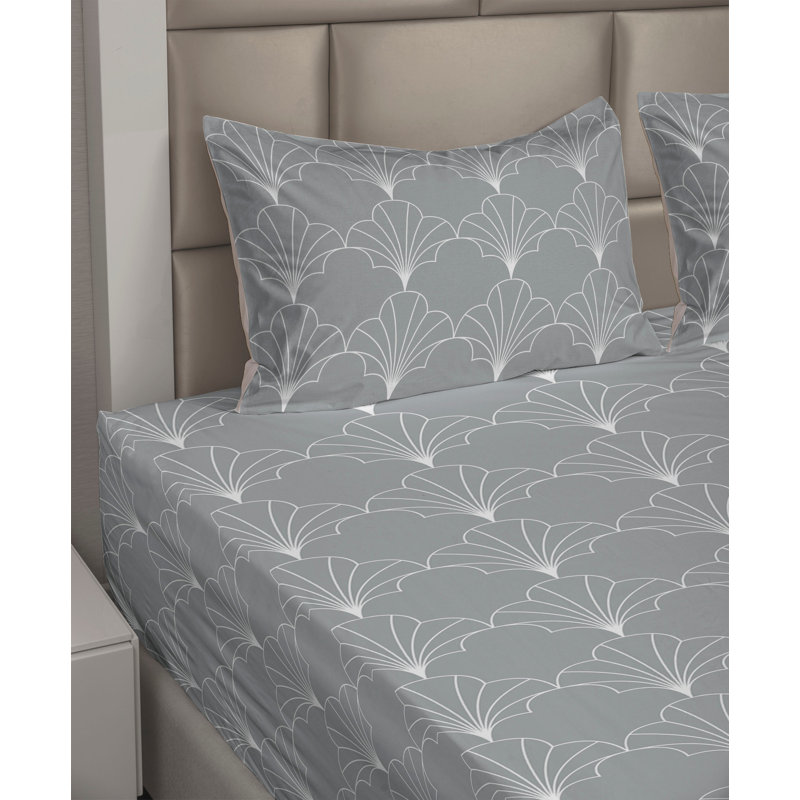 Microfiber Sheet Set, King Sheet Set with 2 Pillowcases, Gray/White Geometric