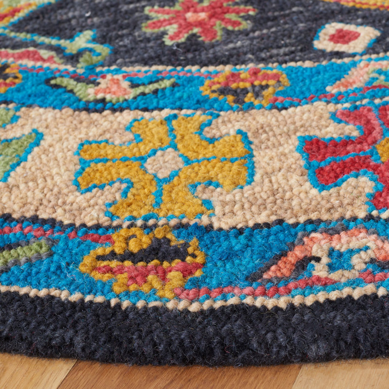Madalene Hand Tufted Wool Southwestern Rug, Round 7'
