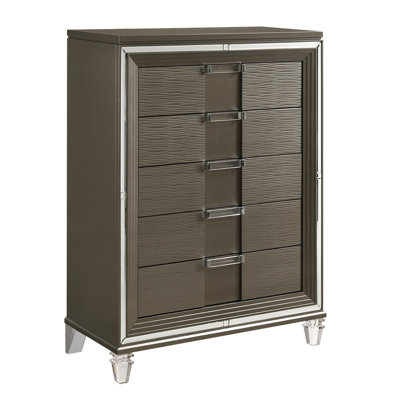 Bridgnorth Solid Wood 39'' W 5 - Drawer Dresser