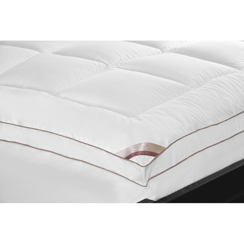 King Size White Down Alternative Featherbed Mattress Topper