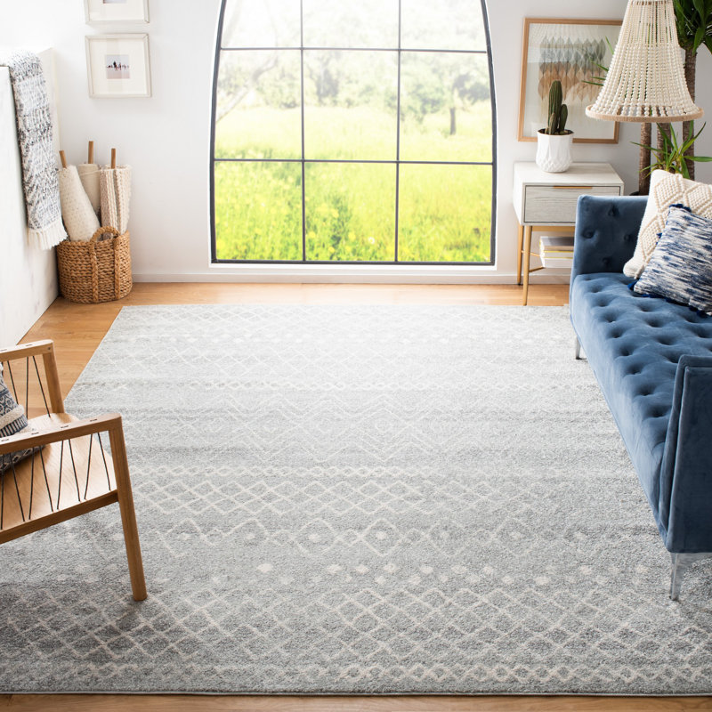 Shackelford Geometric Silver/Ivory Area Rug, Rectangle 5'3" x 7'6"