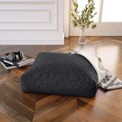 Grand coussin de sol carré noir en fausse peau de mouton, coussin de yoga à haute densité en mousse de méditation, housse amovible et lavable pour une assise supplémentaire décontractée