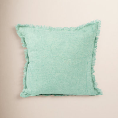Julianne 20" x 20" Linen Throw Pillow