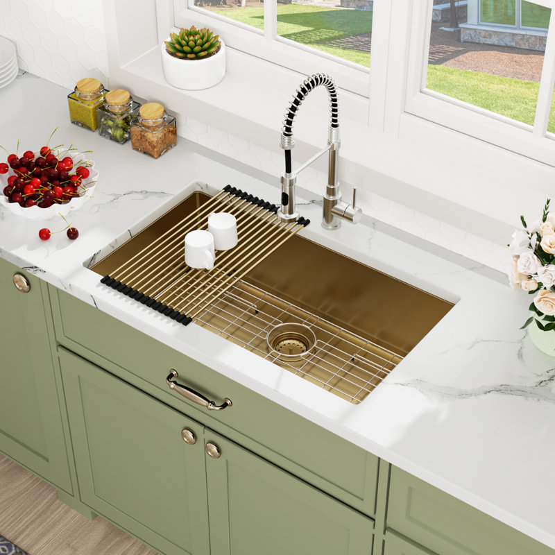 Évier de cuisine encastré à simple cuve en acier inoxydable doré de 32 po x l 19 po avec grille inférieure, Doré