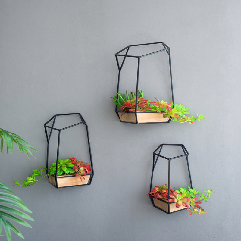Set Of 3 Felix Wall Planter, L:10X10x16.5"  M:8.5X8.5X15.5" S:7X7x13.5"