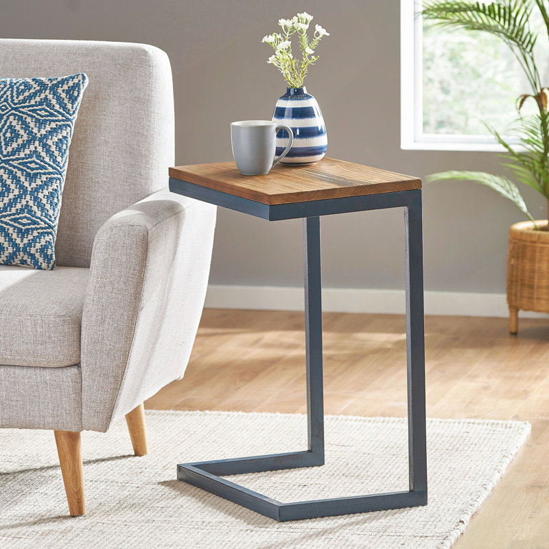 Grande table d'appoint, H 25,5 po x l 18,25 po x P 12,75 po