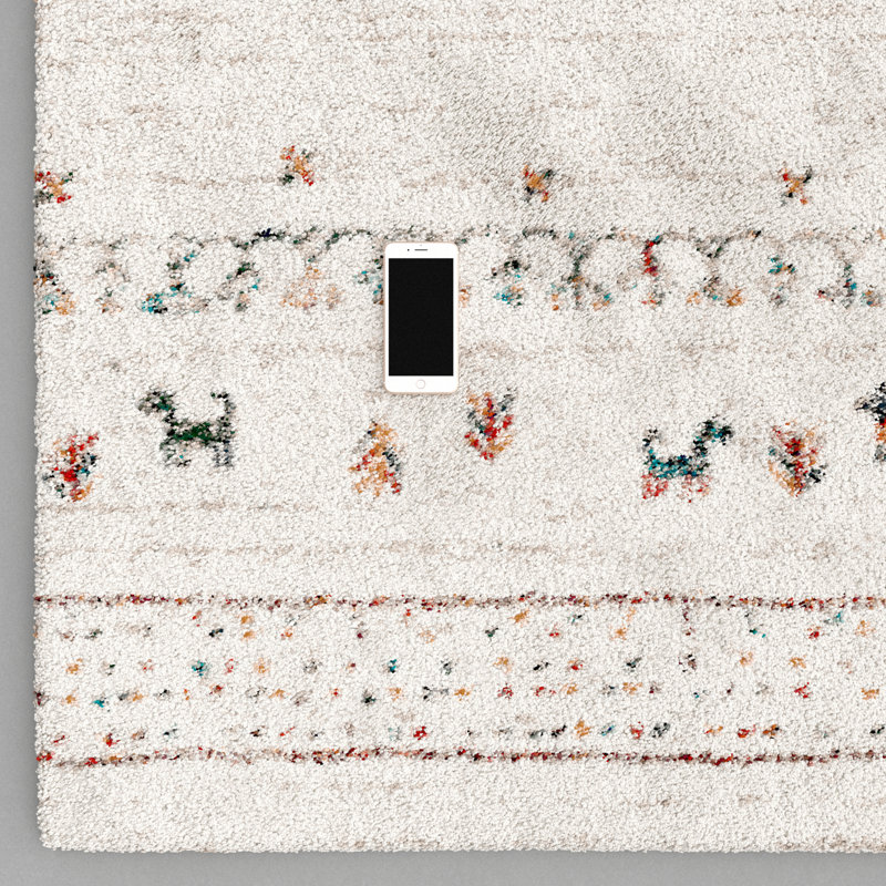 Ambarvale Ethnic Shaggy Cream Rug, Rectangle 120 x 170cm