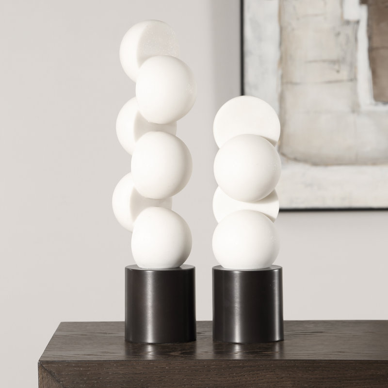 Iftu White Sculptures Set