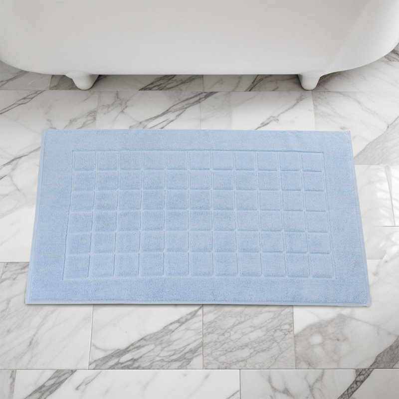 Superior Light Blue Cotton Checkered Bath Mat Set, 22" x 35"