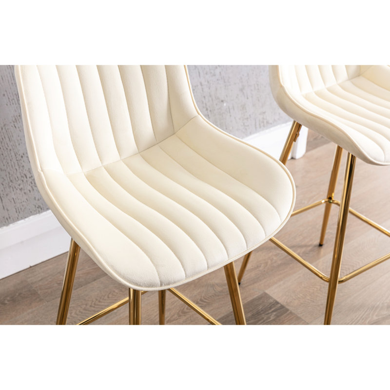 26 po de 2 meubles de bar, tabouret de comptoir en velours crème avec pieds dorés, tabourets, pouces, pieds et repose-pieds, couleur beige