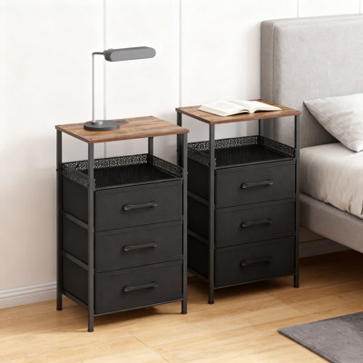 Ensemble de 2 tables de chevet modernes avec station de charge, 3 tiroirs en tissu et tablettes en métal, table de chevet avec ports USB intégrés et prises CA pour la chambre à coucher