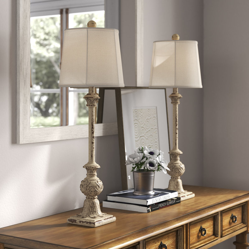 Kensley gold / cream patinated lamp