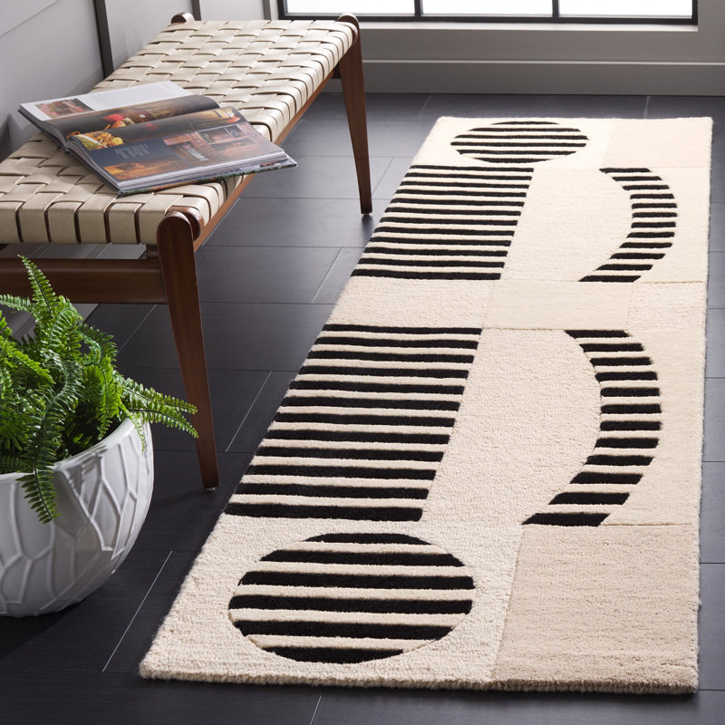 Chatham Hand Tufted Wool Cotton Abstract Rug in Ivory/Black, Runner 2'3" x 8'