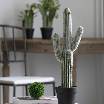 Cactus artificiel Saguaro 8 x 5 x 24,5 po en pot noir