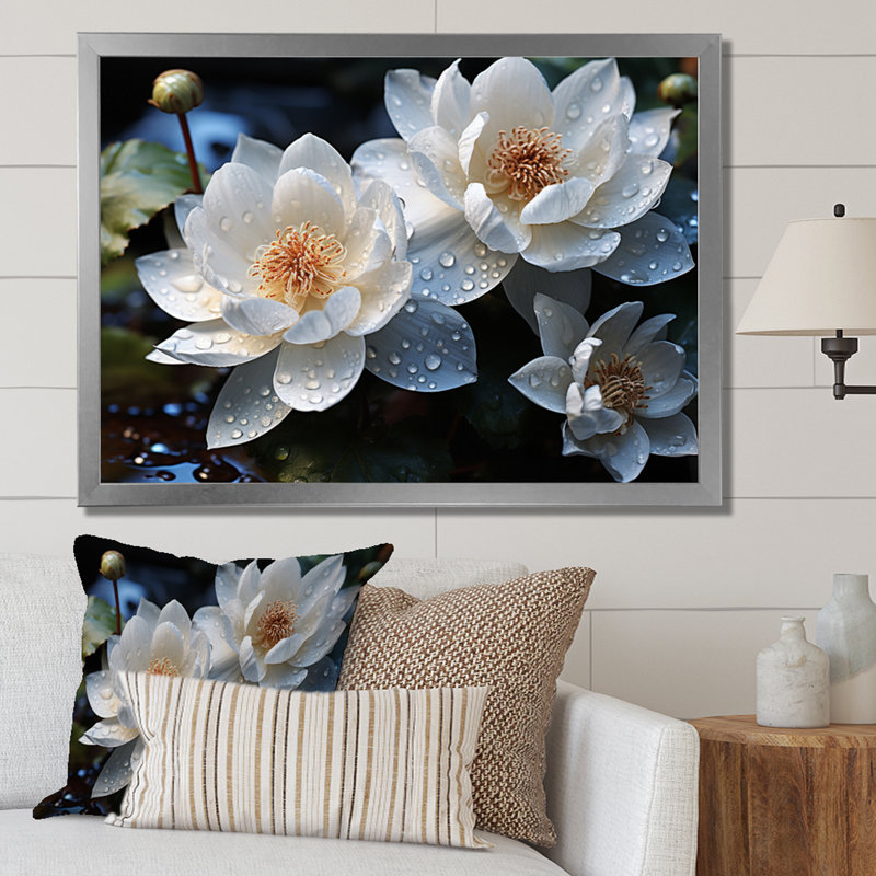 " White Yellow Lotus Field VI ", H 16 po x l 32 po x P 1 po, Cadre simple argenté