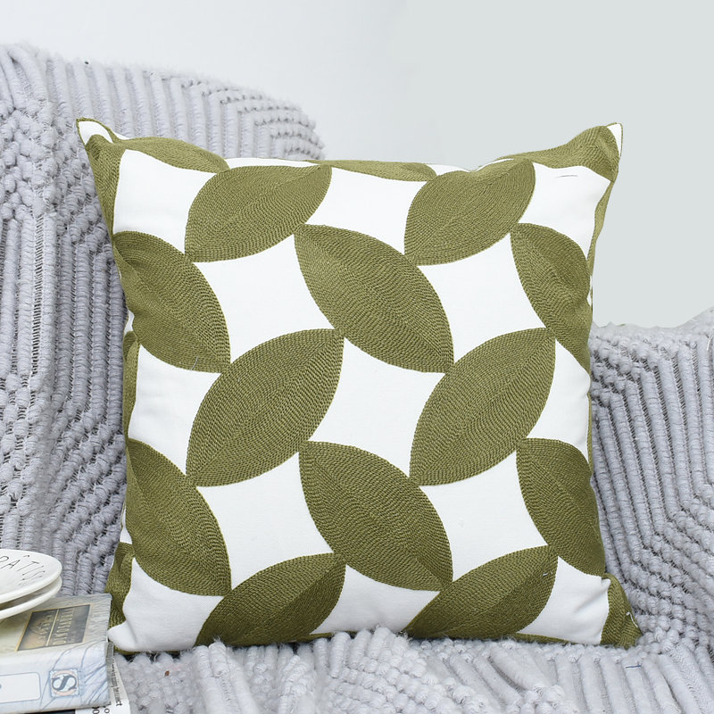 Ensemble de 2 housses de coussin à motif floral brodées vertes