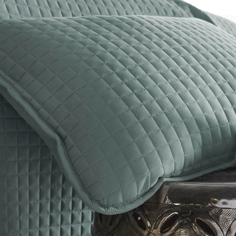 Southshore Fine Linens Vilano Oversized Quilt Set, Double-Brushed Microfiber Lightweight Quilted Bedding and 2 Pillow Shams, Full/Queen, Steel Blue