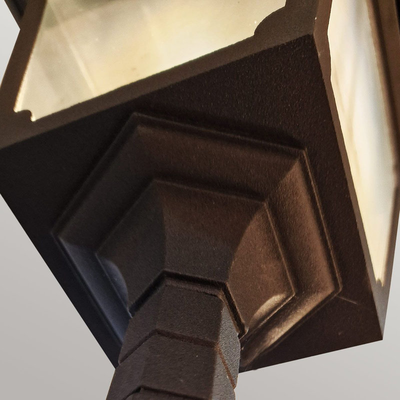 Thurstone Transparent Lamp Post (Full)