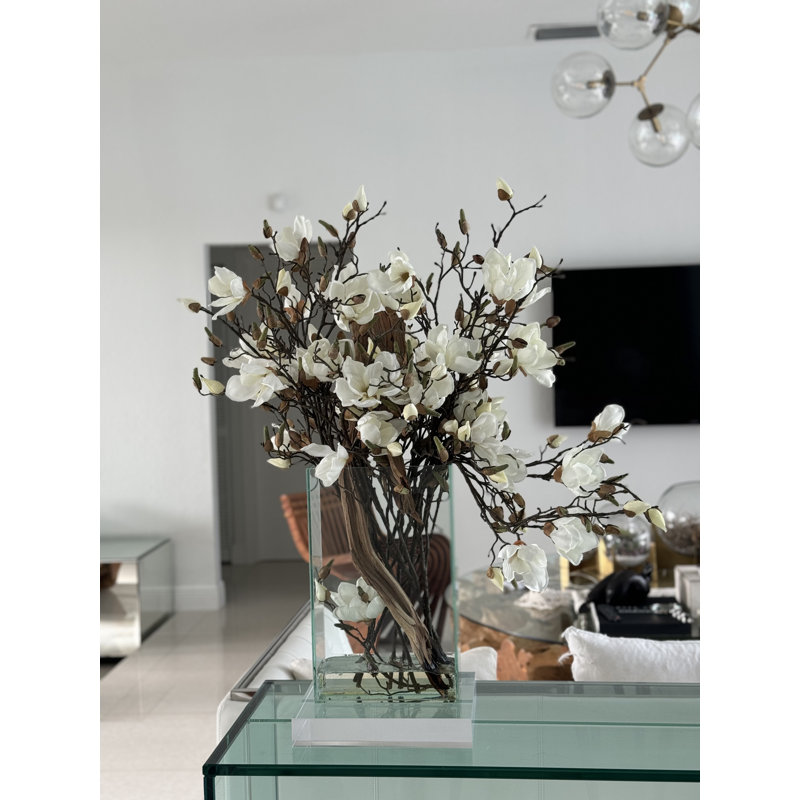 White Magnolias In 16″ Tall Casa Moderna