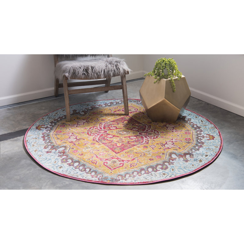 Folmar Oriental Indoor Rug, Rectangle 4'3" x 6'1"
