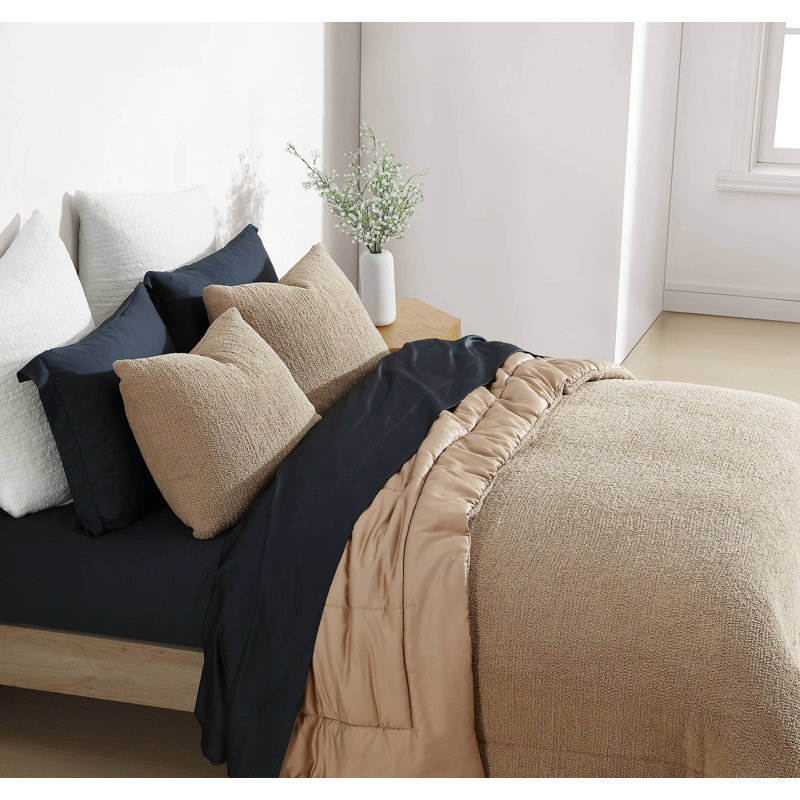 Twin Biscotti Reversible Microfiber Comforter