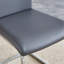 Chaise en porte-à-faux en cuir Ilynn-144333105