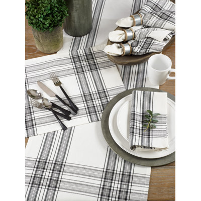 Chemin de table Thora
