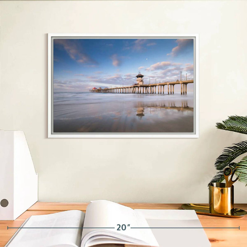 Coastal Huntington Pier, Cadre flottant blanc, 13 po x 9 po