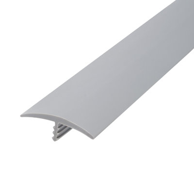 Moulure en T en polyéthylène flexible de 1 1/4 pouce Outwater