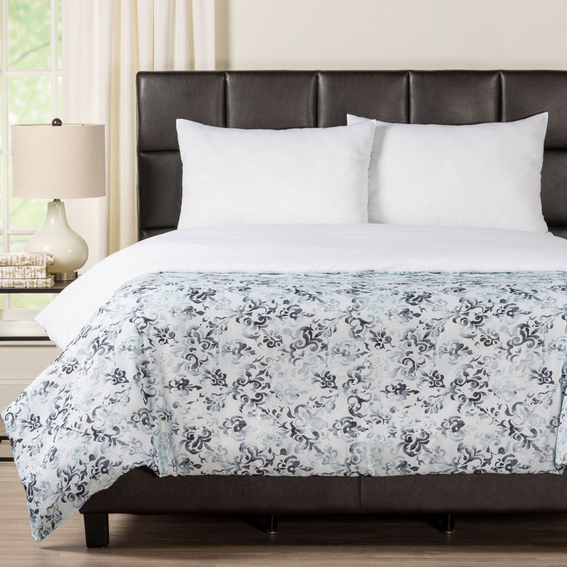 Rococo Polyester Damask Duvet Cover, King Duvet Cover + 2 King Shams