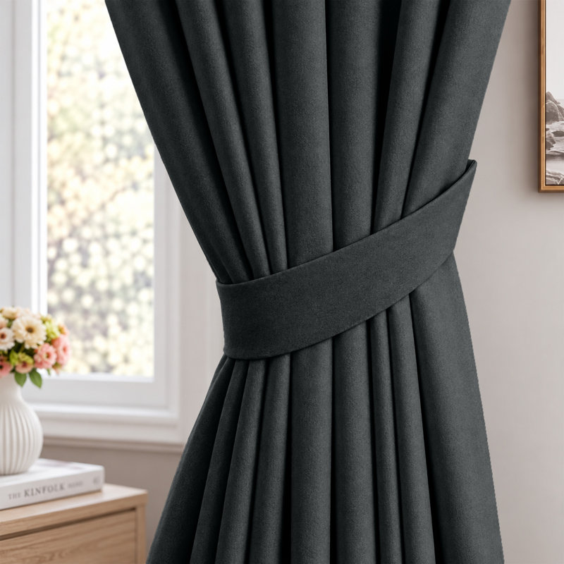 Cariya Small Window Eyelet Blackout Thermal Curtains  – Light Blocking & Energy Efficient, 228cm Width x 228cm Drop, Black