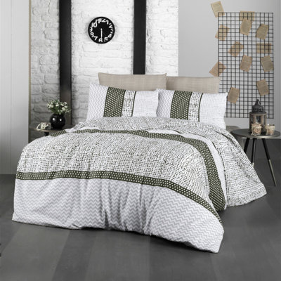 Super King Quilt Cover Set, Green & Grey, 102 x 87 | 65% Cotton / 35% Polyester, 127 Thread Count | Machine Washable, Envelope & Button Closure, Includes 2 Pillowcases (24 x 24) | Stylish & Cozy Bedding Set