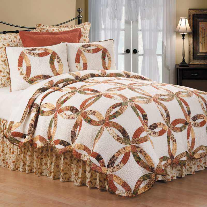 Crites Farmhouse / Country Cotton Geometric Shapes Quilt, Full/Queen Quilt + 2 Shams