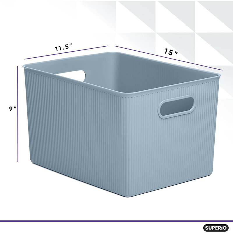 Cube en plastique, Brun