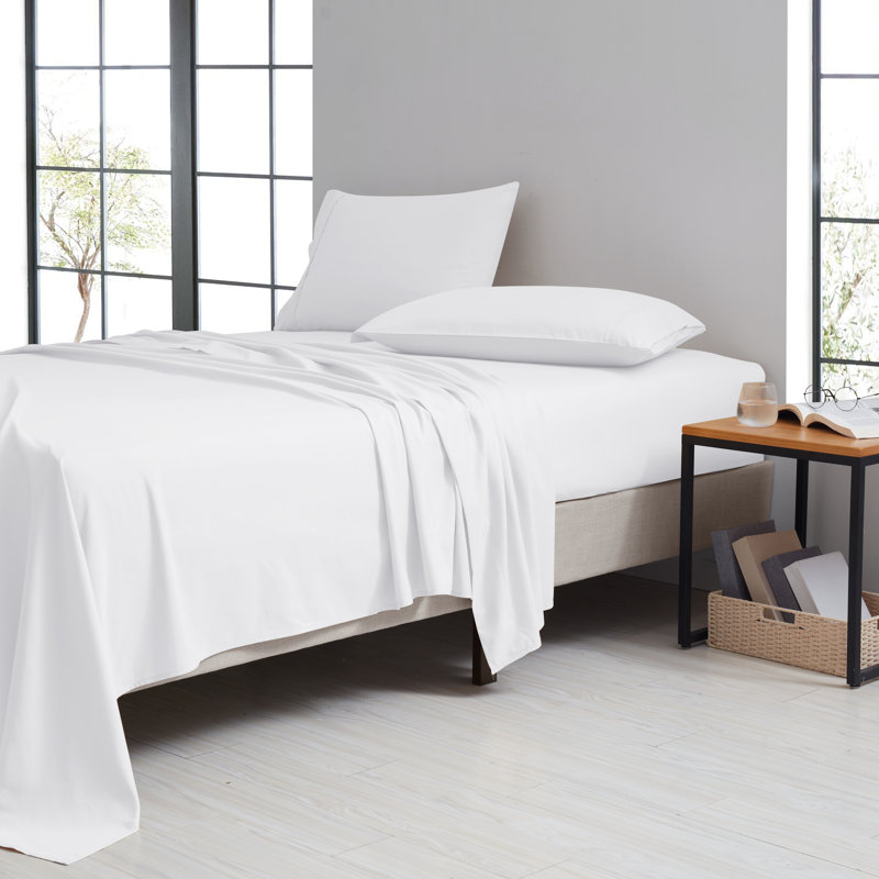 Bamboo 1800 Thread Count 4 Piece Luxury Solid Sheet Set, King, White