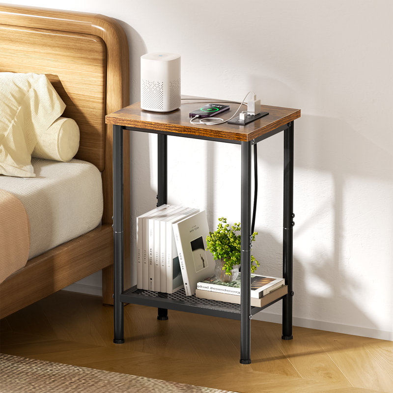 Table de bout de 22 po de hauteur avec rangement et station de charge