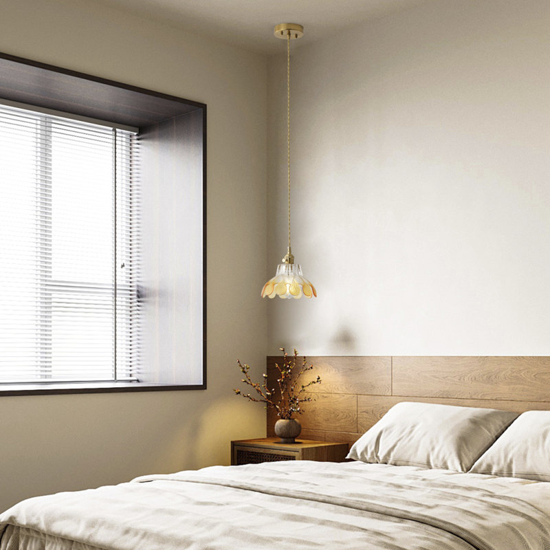 1 luminaire suspendu en fer doré à intensité variable en verre brun, Doré