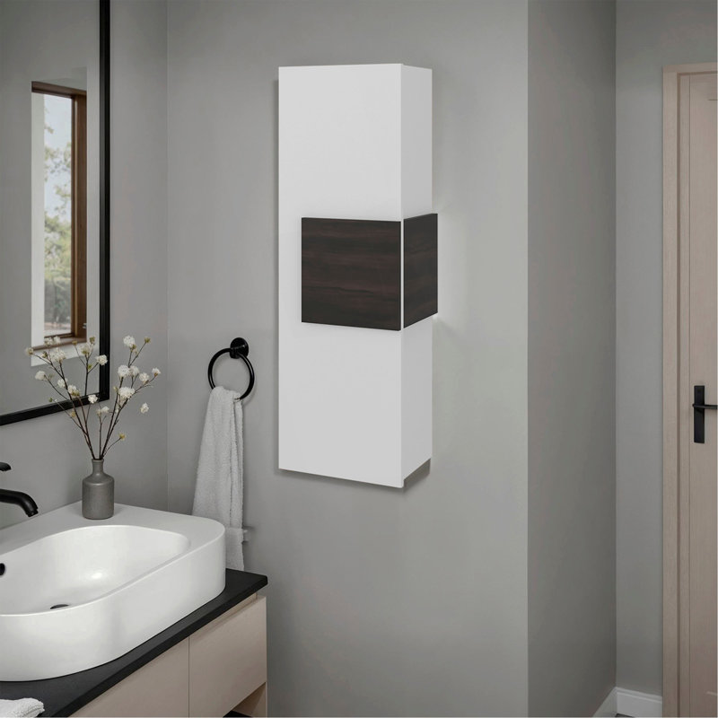 Armoire à pharmacie murale à une porte avec 3 tablettes de rangement intérieures Vanguard