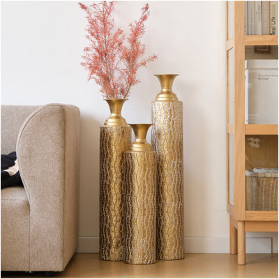 Vases décoratifs en métal