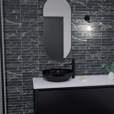 Carreau de mur cannelé mat en porcelaine 4,5 po x 9 po Lyrical